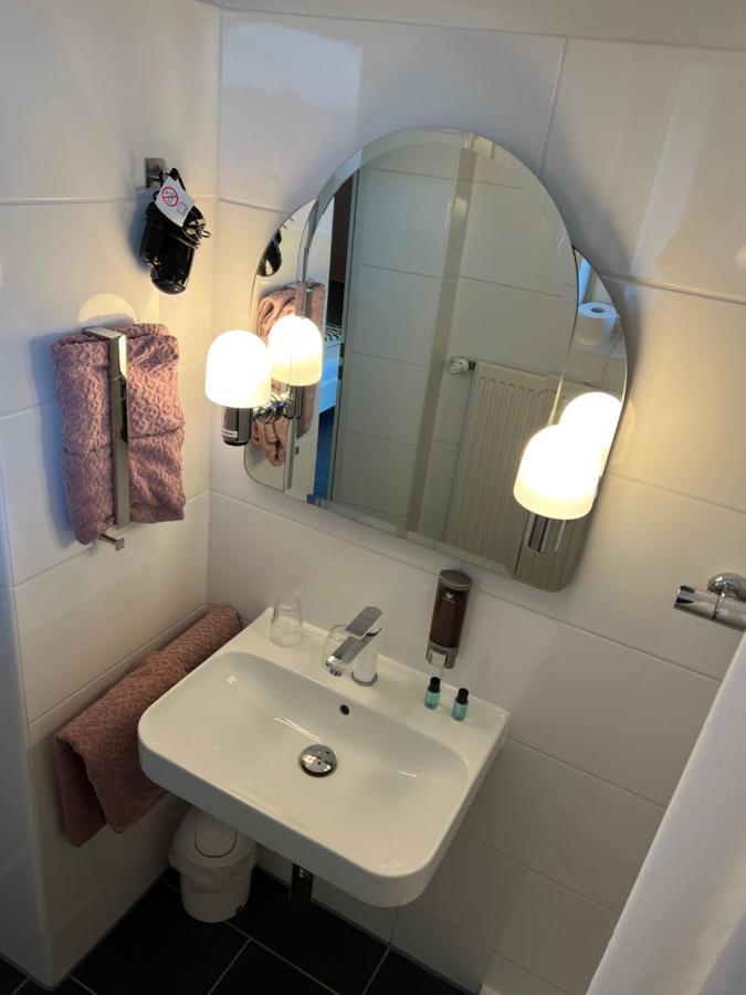 Hotelpension Am Thermalbad บาด เนินน์ดอร์ฟ ภายนอก รูปภาพ
